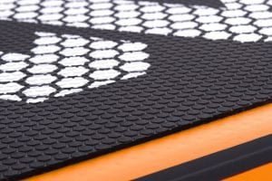 aqua marina fusion paddle board close